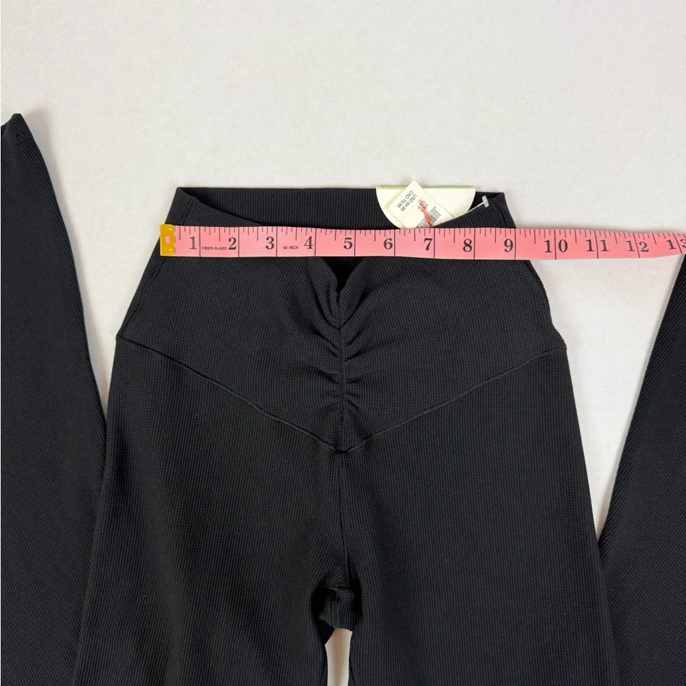 NWT Aerie OFFLINE High Rise Flare Leggings Black Ribbed Yoga Pants S - Picture 9 of 11